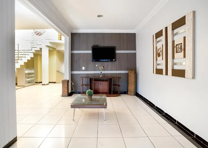 Hotel Rio Verde